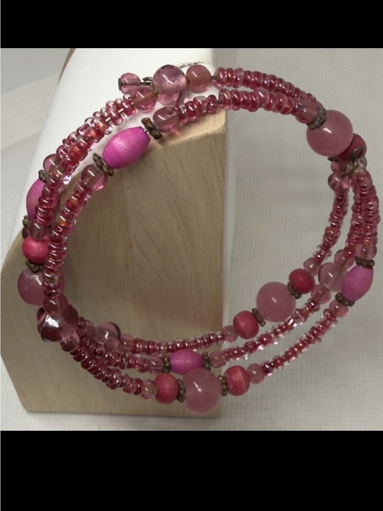 None Jewelry - Pink memory wire beaded bracelet OS Women’s costume jewelry